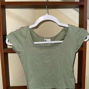 Women’s Sage Green Scoop Neck Crop Top